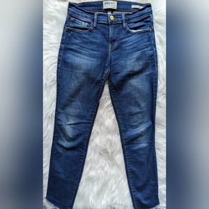 EUC Frame distressed frayed angled cut hem mid rise Le Skinny de Jeanne Crop